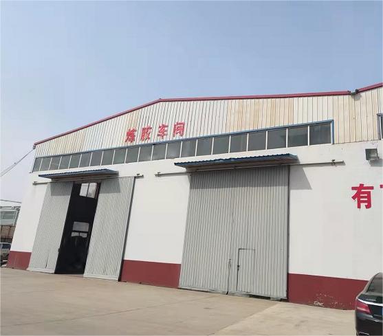 炼胶车间